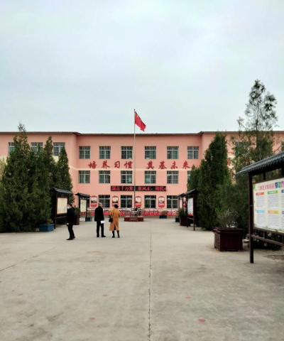 蓬江区里村小学