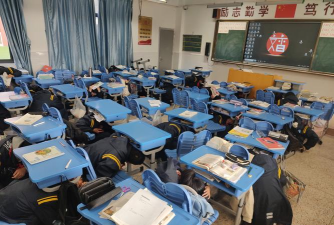 东张镇积善初中