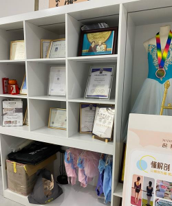 丹阳市小木马艺术培训有限公司