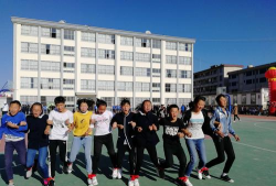 楚雄市吕合镇初级中学