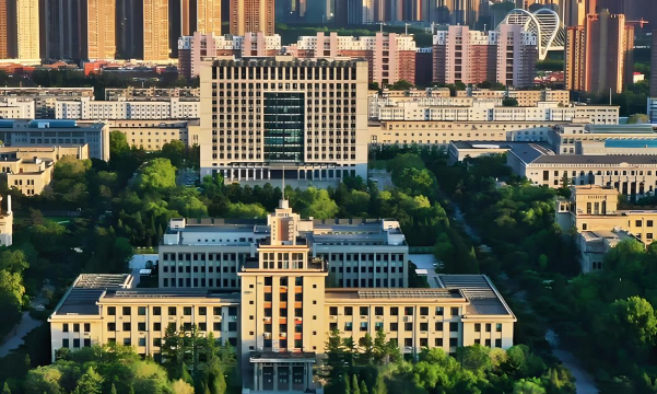 东北大学