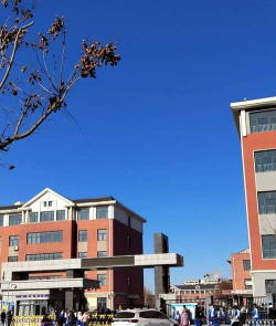 屏东县立恒春国中户外活动场地