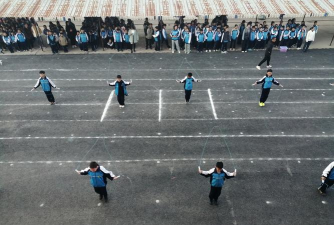 东郭学校欢喜岭中学户外活动场地