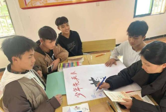 红河州金平县阿得博中学户外活动场地