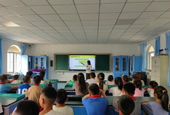 巴林右旗幸福之路苏木九年制学校