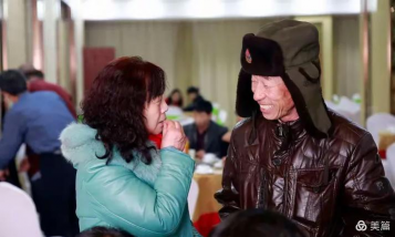 商都县大黑沙土中学