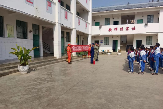 信宜市白石镇大寨小学(大坡分校)