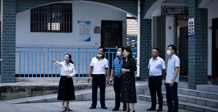 乐山市市中区罗汉初级中学