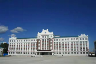 大兴安岭高级中学户外活动场地