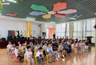 湖光镇中心幼儿园户外活动场地