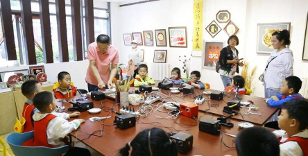 盘锦伊雅艺术培训班有限公司