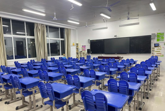 巢湖市7410厂学校