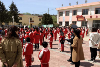 通渭县榜罗镇阳山学校户外活动场地