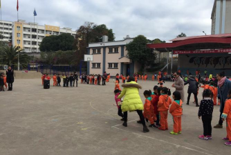 通海县杨广中心幼儿园户外活动场地