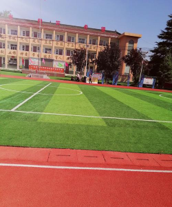 甘霖镇白泥墩小学