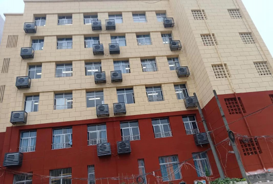 四川省南充市龙门中学