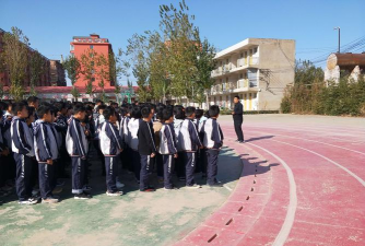 陕西省宝鸡市十里铺中学户外活动场地