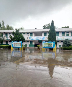 凤翔县陈村镇第一中学户外活动场地