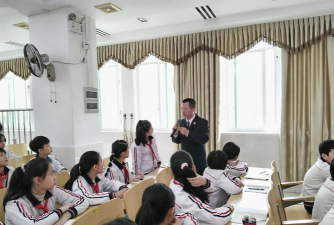 潮州市枫溪区枫一小学户外活动场地