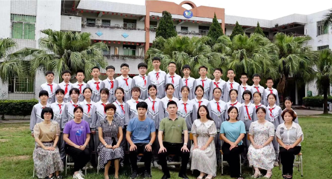 庵埠镇维文小学户外活动场地