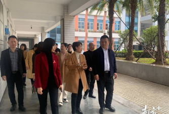 庵埠镇梅溪小学户外活动场地