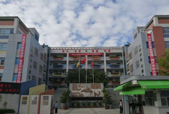 庵埠镇庵埠小学户外活动场地