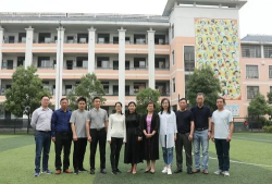 万载县康乐镇第一小学