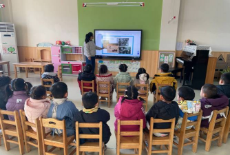 济南市历城区简家屯村幼儿园户外活动场地