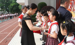 深圳市荔轩小学