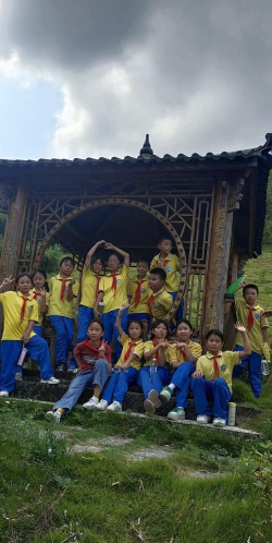 文山县平坝镇平坝小学