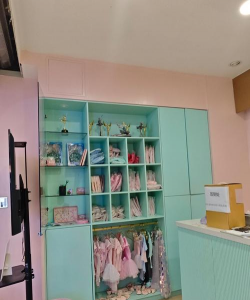 鄂尔多斯市康巴什区艺趣艺术教育培训中心有限公司金宸分公司