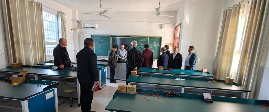 岔路镇中心学校