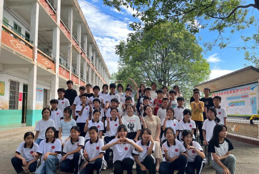 余干县禾斛岭初中