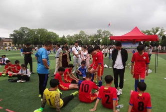 江西省上饶市万年县石镇中学