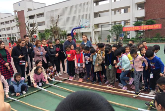 柳州市阳和小学户外活动场地