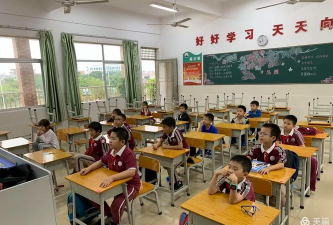 东莞道滘小河小学