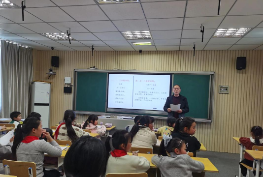 深圳市梅山小学