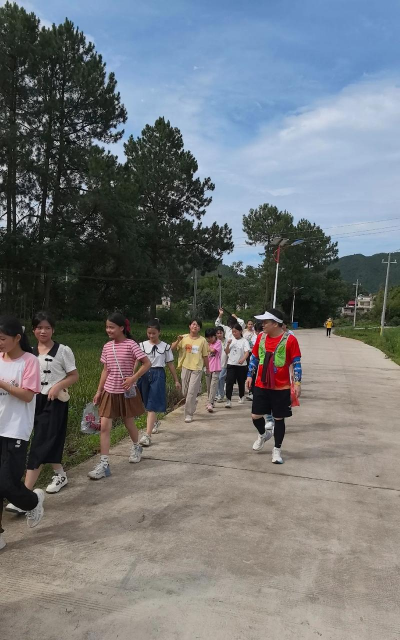 长沙市宁乡县煤炭坝镇联华小学户外活动场地
