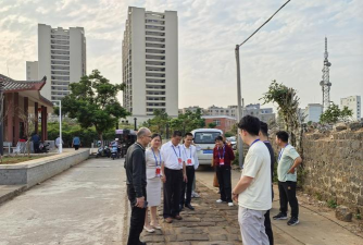 徐闻县徐城街道银山幼儿园户外活动场地