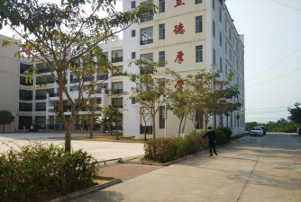 白沙县帮溪镇中心小学户外活动场地