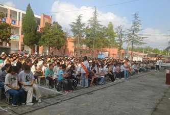 临泉县土坡乡初级中学户外活动场地