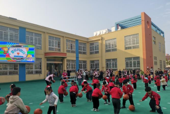 龙海市东泗乡西岭村幼儿园户外活动场地