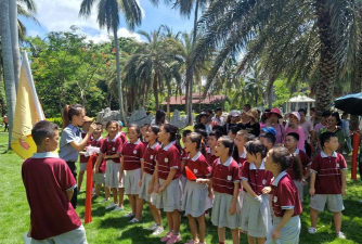 小天使学校户外活动场地