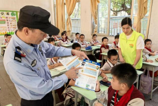 江门市新会区司前镇昆仑幼儿园户外活动场地
