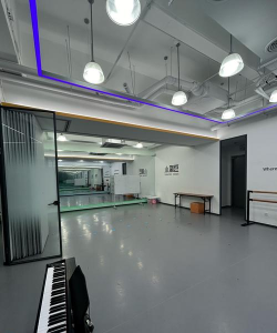 宁波音之声艺术特长培训有限公司户外活动场地