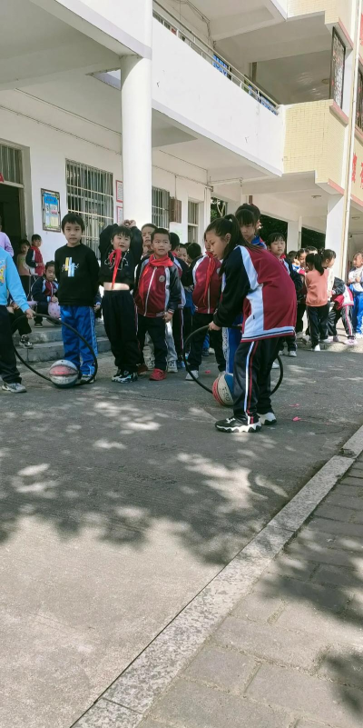 万州区新田中心小学柳坝村小