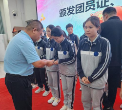 新郑市薛店镇第二初级中学户外活动场地