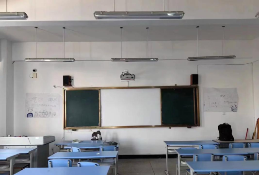 喇叭镇喇叭中学