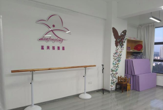 山丹蓝晶灵艺术培训学校有限公司