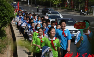 泰山学院附属中学户外活动场地